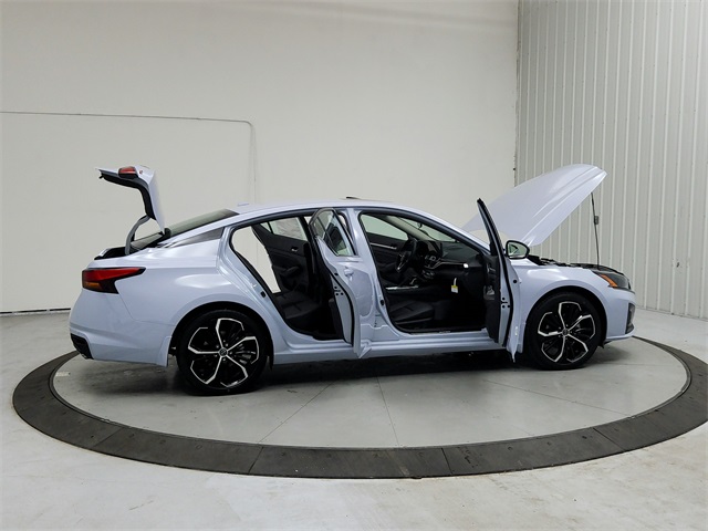 2025 Nissan Altima 2.5 SR photo 16
