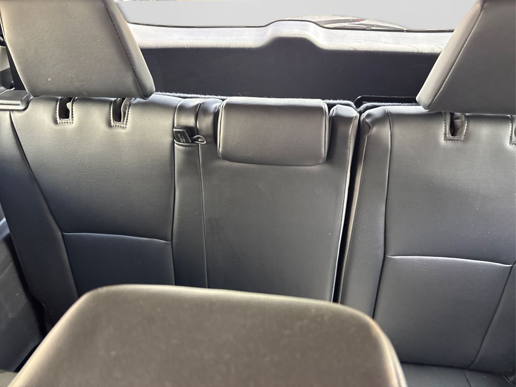 2022 Toyota Highlander XLE photo 39