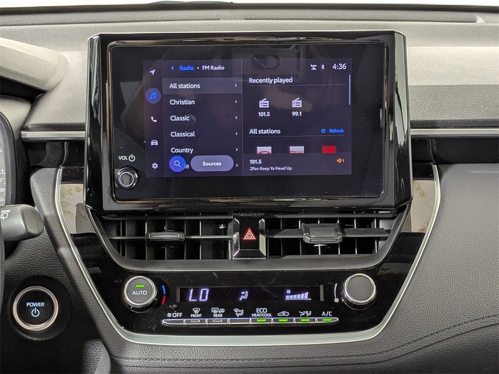 2023 Toyota Corolla Hybrid SE photo 14