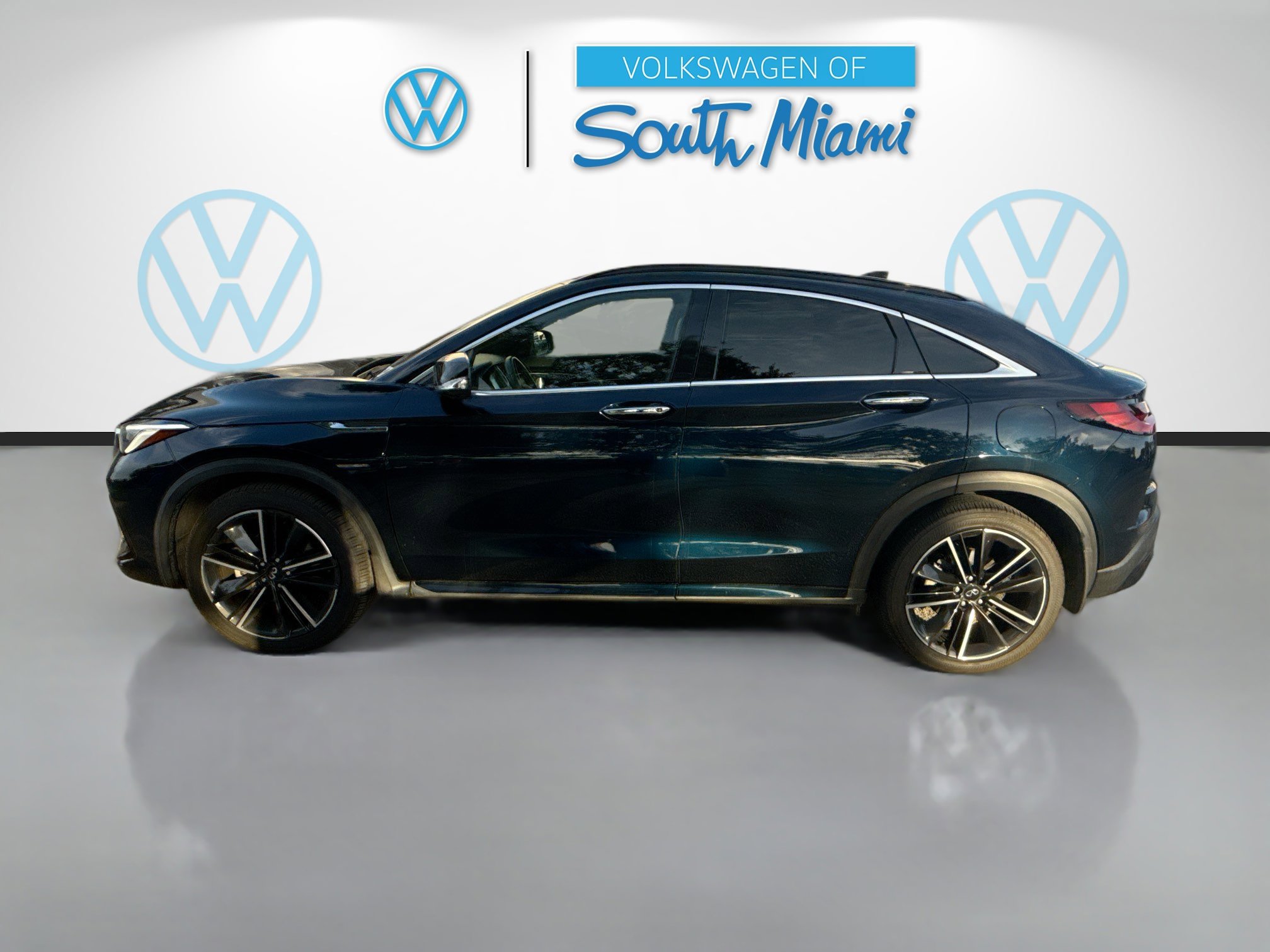 2023 Infiniti QX55 Essential photo 4