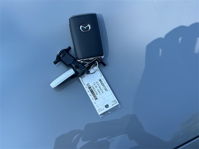 2025 Mazda CX-30 2.5 S Preferred photo 33