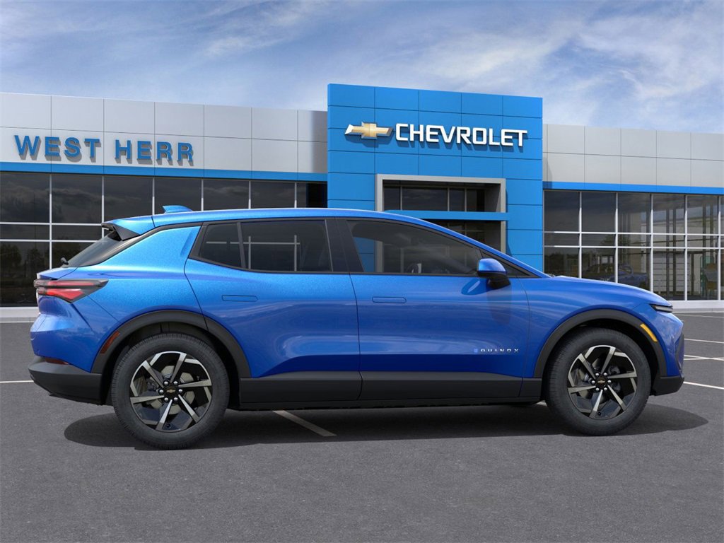 2026 Chevrolet Equinox EV 1LT photo 3