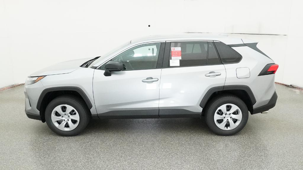 2025 Toyota RAV4 LE photo 9