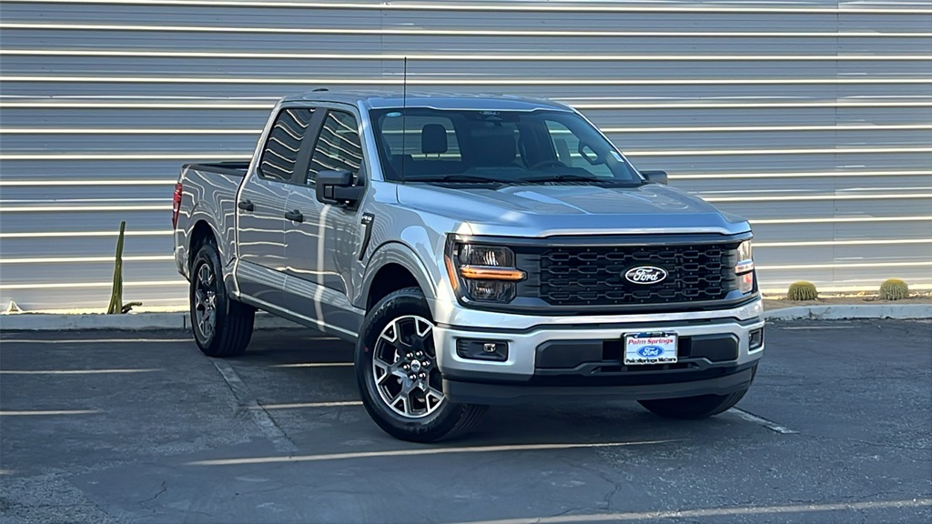 2025 Ford F-150 STX's photo