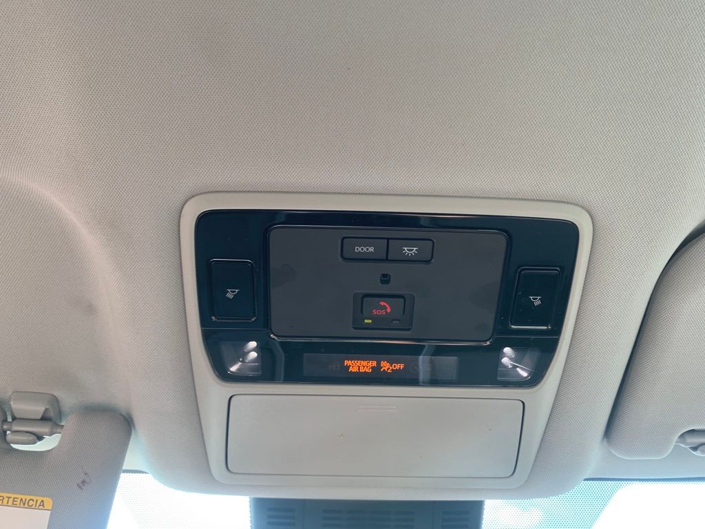 2024 Toyota Highlander Hybrid XLE photo 20