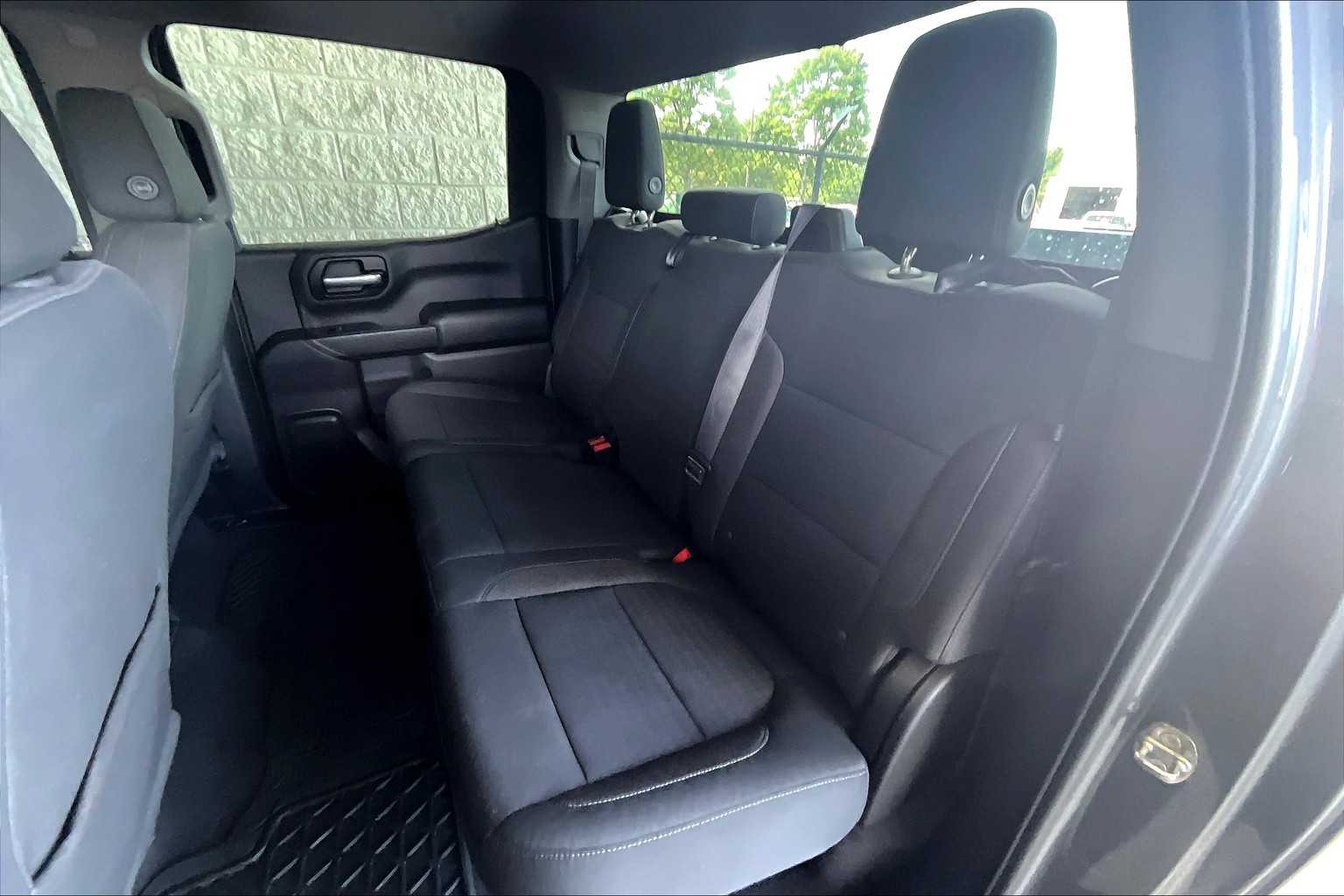 2020 Chevrolet Silverado 1500 LT photo 19