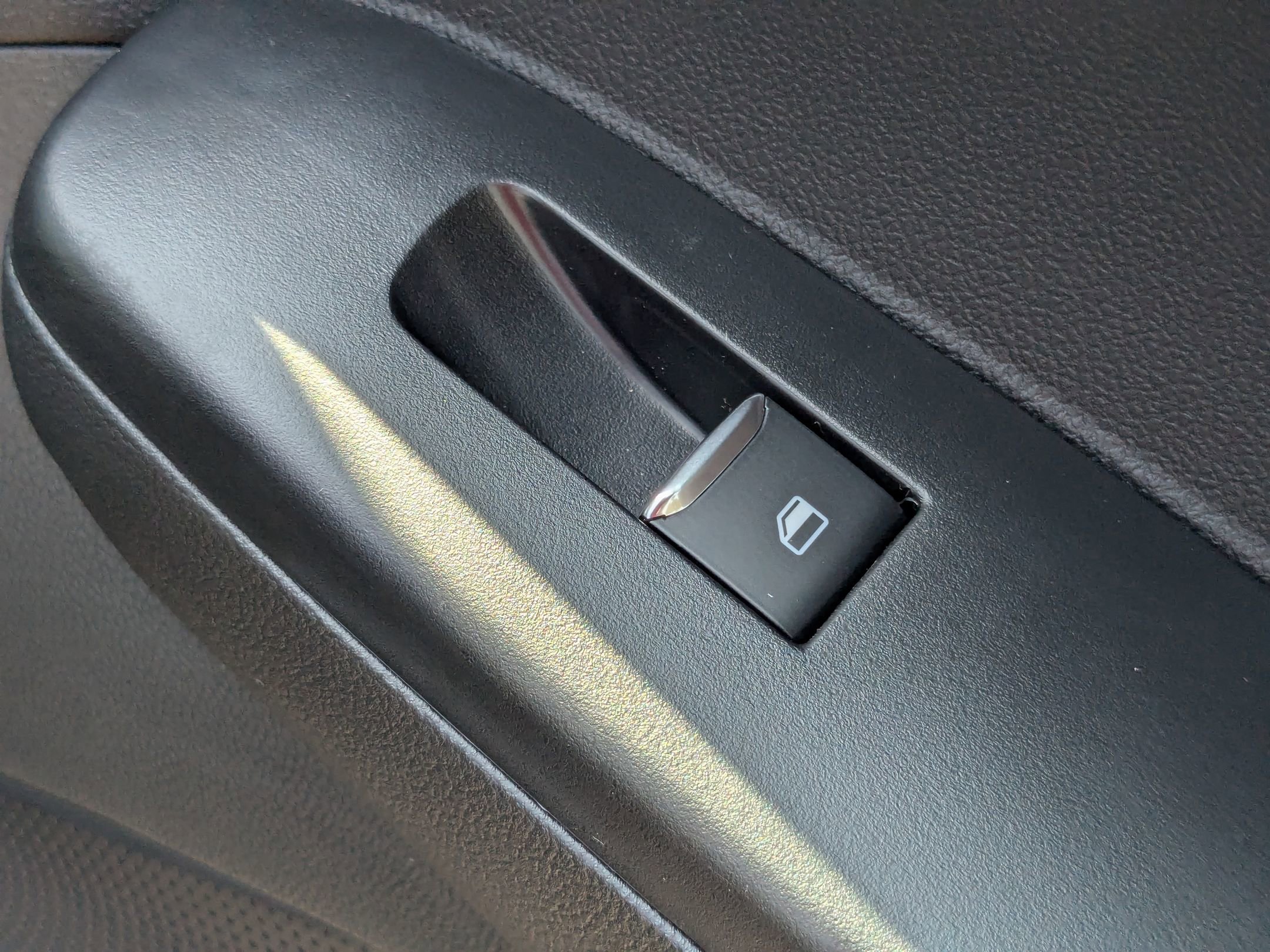 2025 Ford Escape ST-Line photo 32