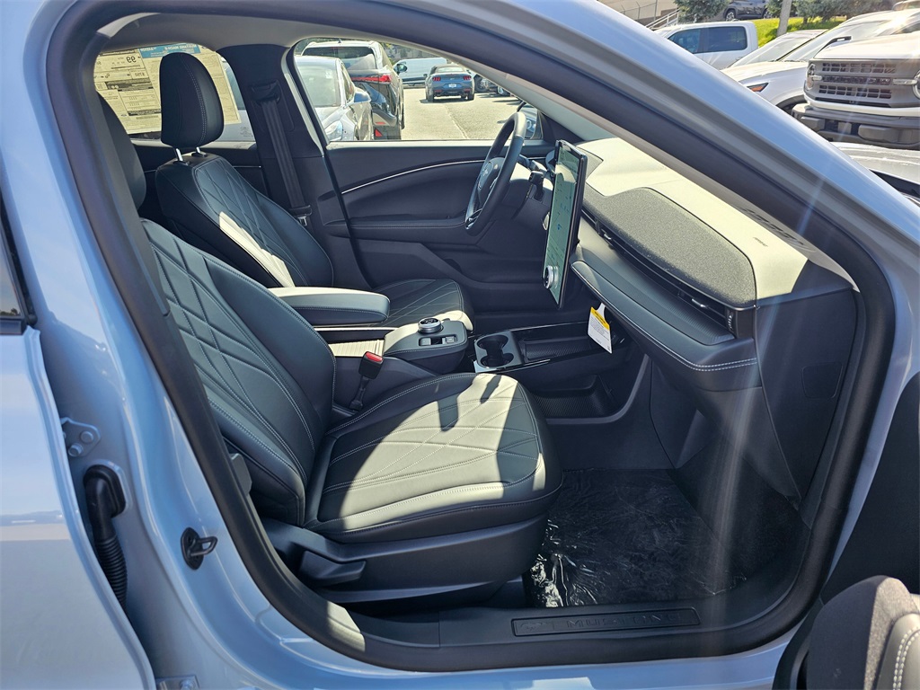 2024 Ford Mustang Mach-E Select photo 10
