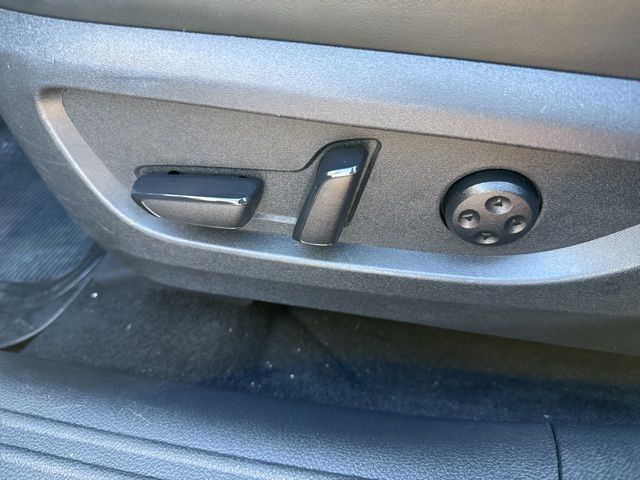 2022 Infiniti QX50 Luxe photo 2