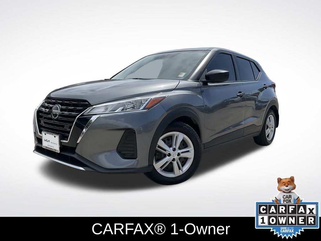 2021 Nissan Kicks S photo 2