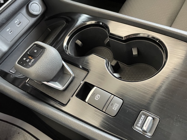 2023 Nissan Rogue SV photo 13