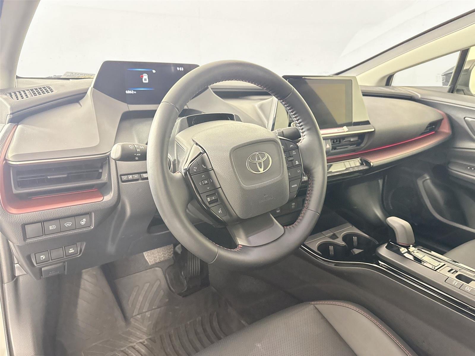2024 Toyota Prius Prime XSE photo 10