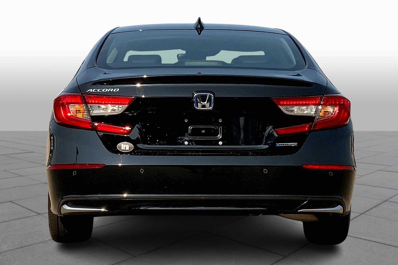 2022 Honda Accord Hybrid EX-L photo 4