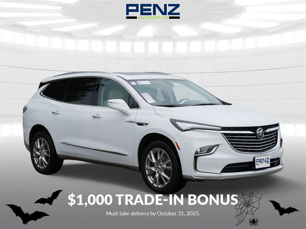 2023 Buick Enclave Essence