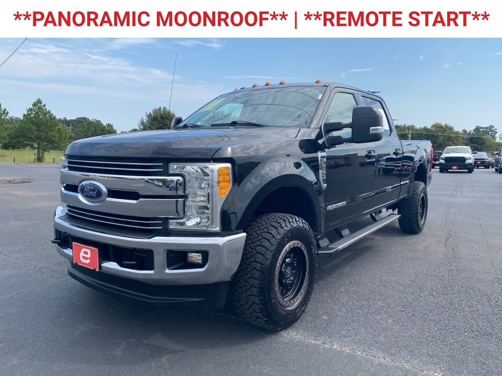 2017 Ford F-250 Lariat photo 3