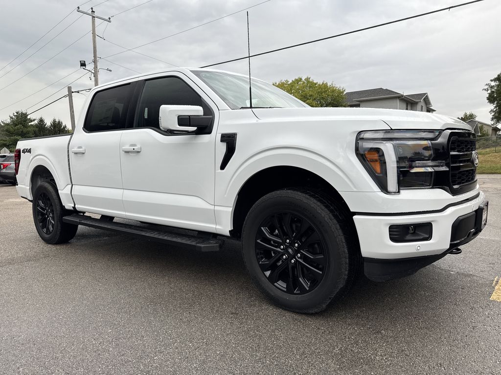2025 Ford F-150 Lariat photo 3