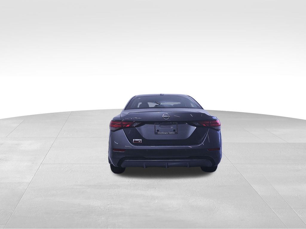 2025 Nissan Sentra SV photo 4