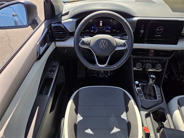 2025 Volkswagen Taos S photo 3