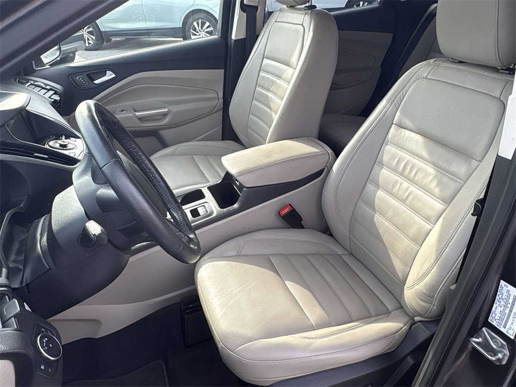 2019 Ford Escape Titanium photo 12