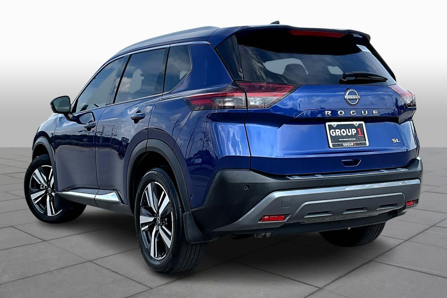 2022 Nissan Rogue SL photo 4