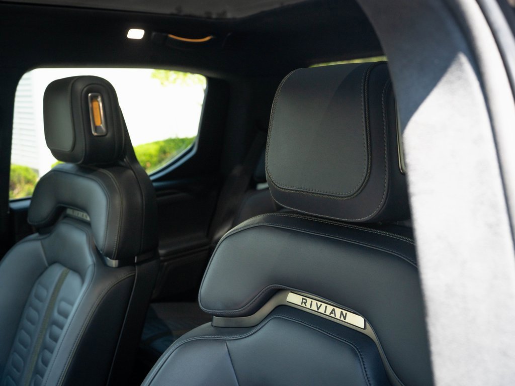 2023 Rivian R1T Adventure photo 14