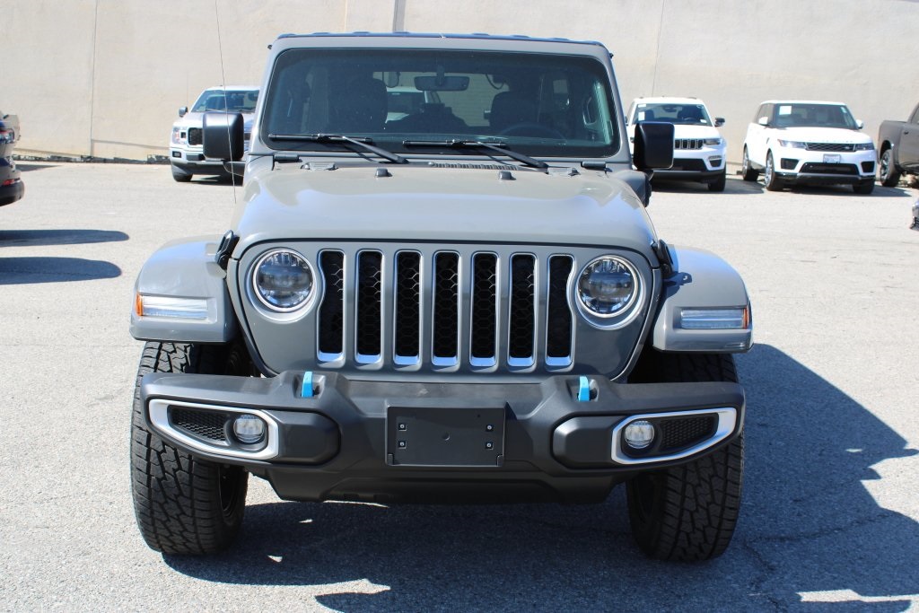 2023 Jeep Wrangler Sahara 4xe photo 2