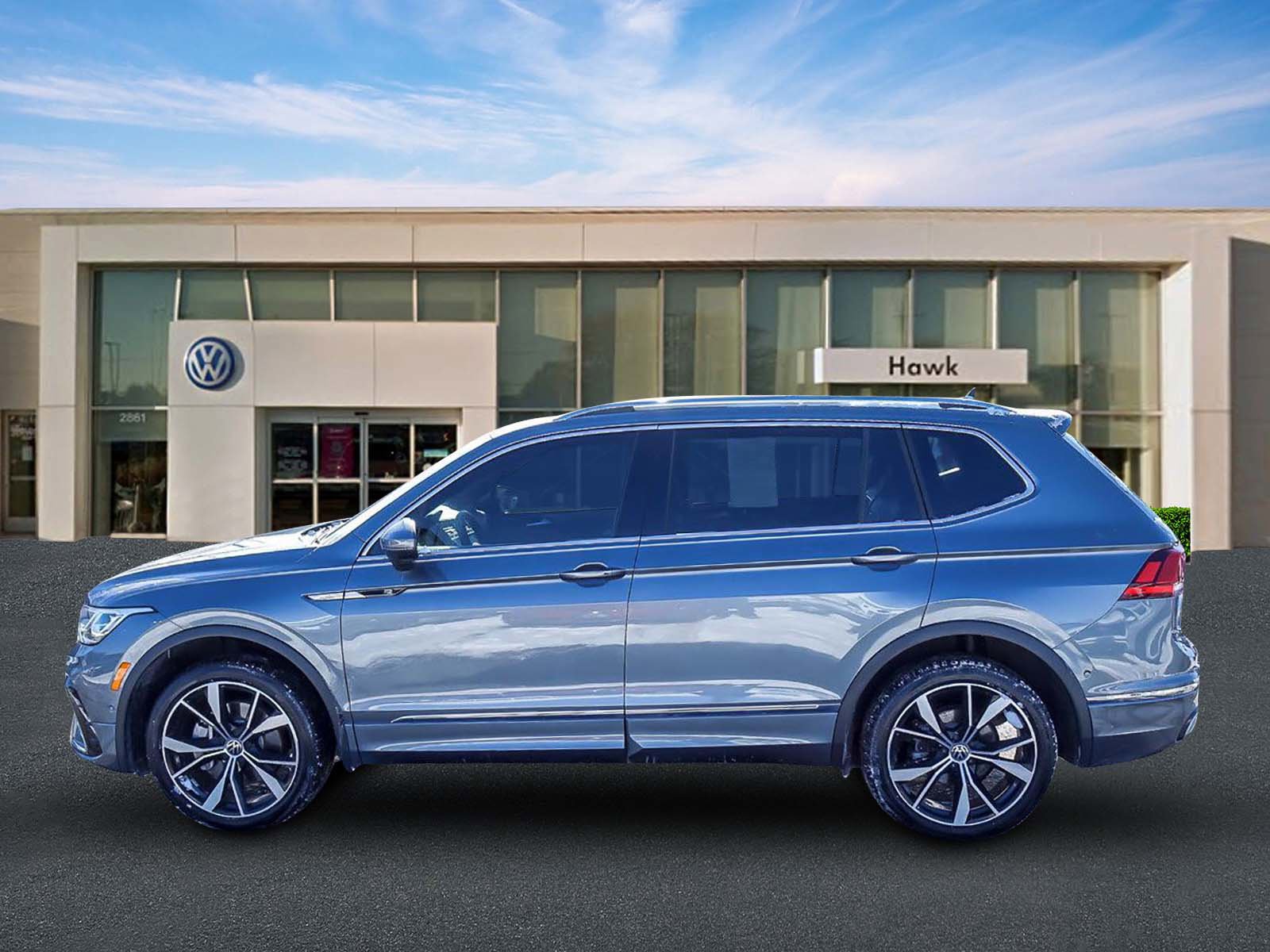 2023 VOLKSWAGEN TIGUAN - Image 3