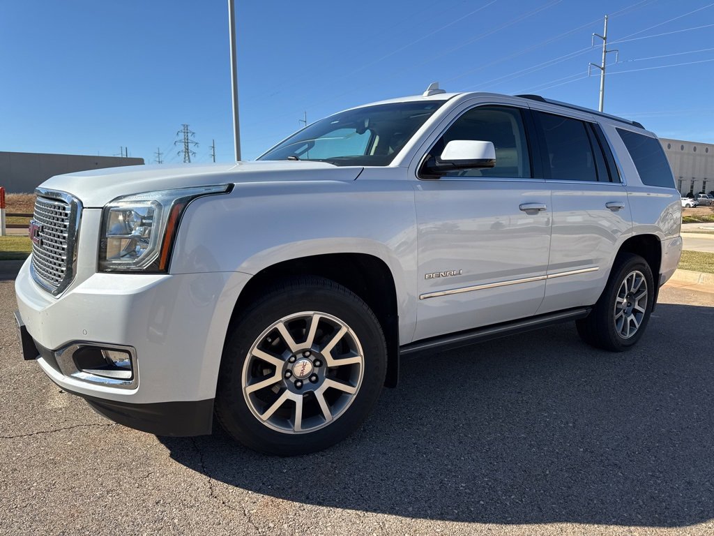 2017 GMC Yukon Denali's photo