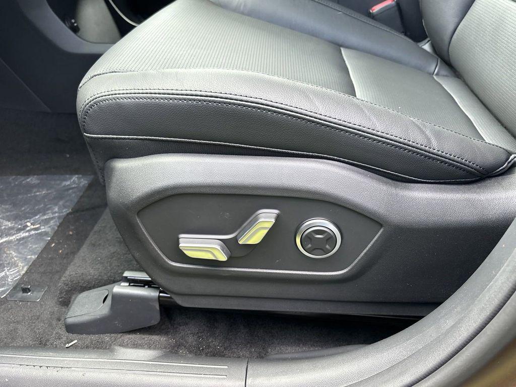 2024 Hyundai Santa Fe Limited photo 40