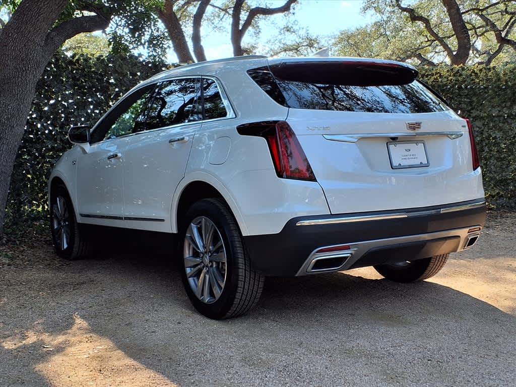2025 Cadillac XT5 Premium Luxury photo 4