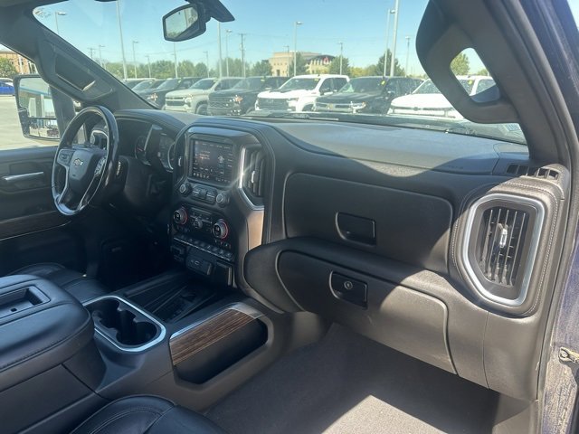 2022 Chevrolet Silverado 3500HD High Country photo 20