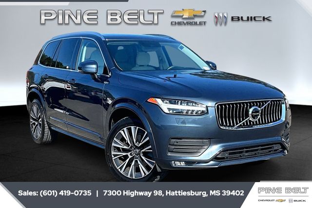 2020 Volvo XC90 Momentum's photo