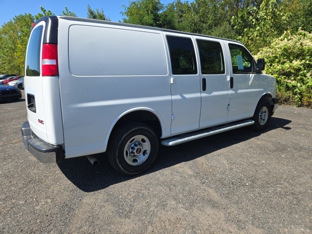 2023 Gmc Savana 2500 Cargo photo 4