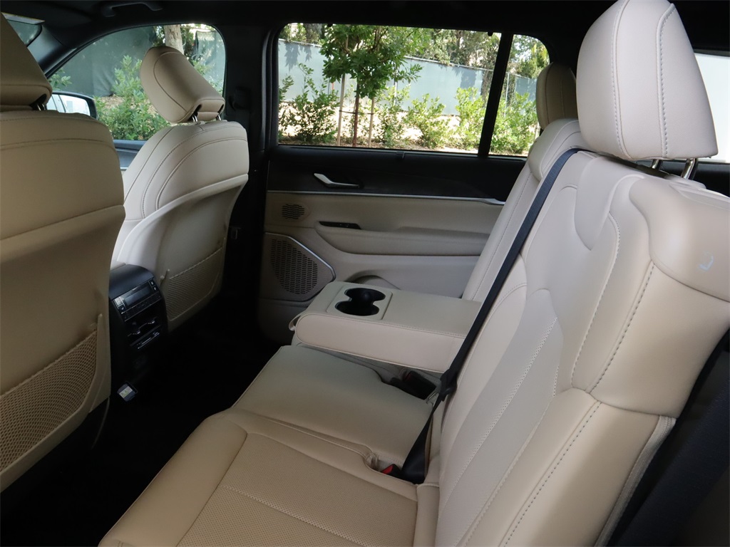 2023 Jeep Grand Cherokee Limited photo 20