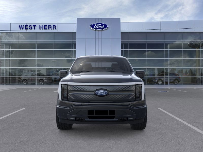 2025 Ford F-150 Lightning photo 4