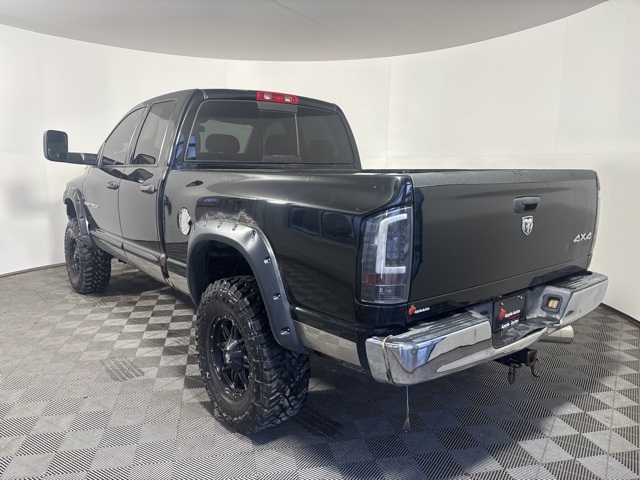 2005 Dodge Ram SLT photo 4