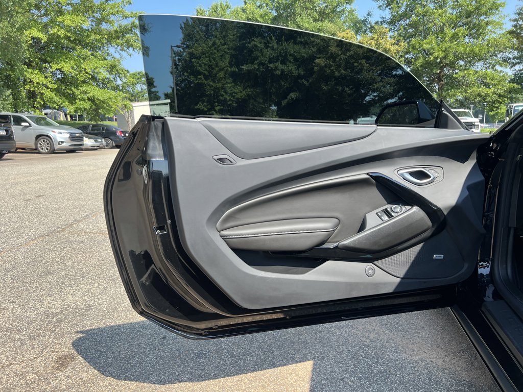 2024 Chevrolet Camaro 1LT photo 7