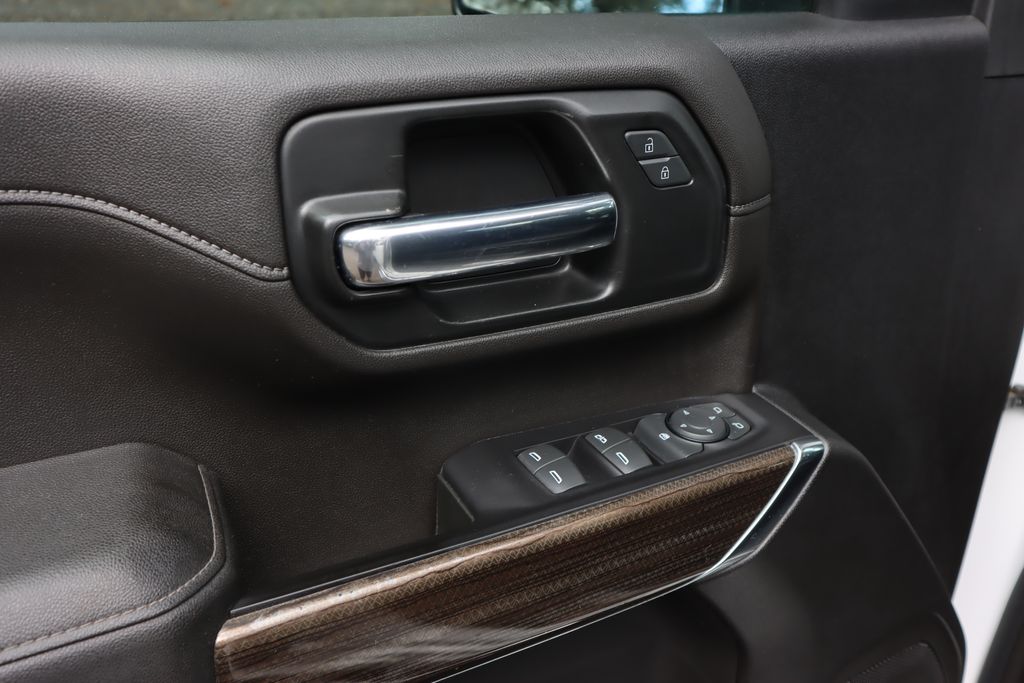 2022 Chevrolet Silverado 2500HD LT photo 18