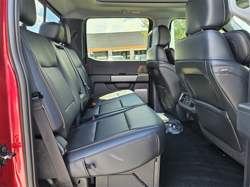 2025 Ford F-250 Lariat photo 29