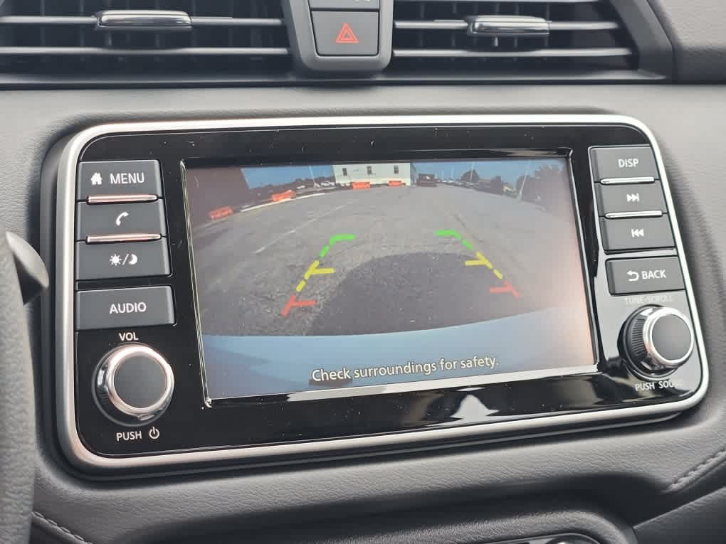 2025 Nissan Versa S photo 14