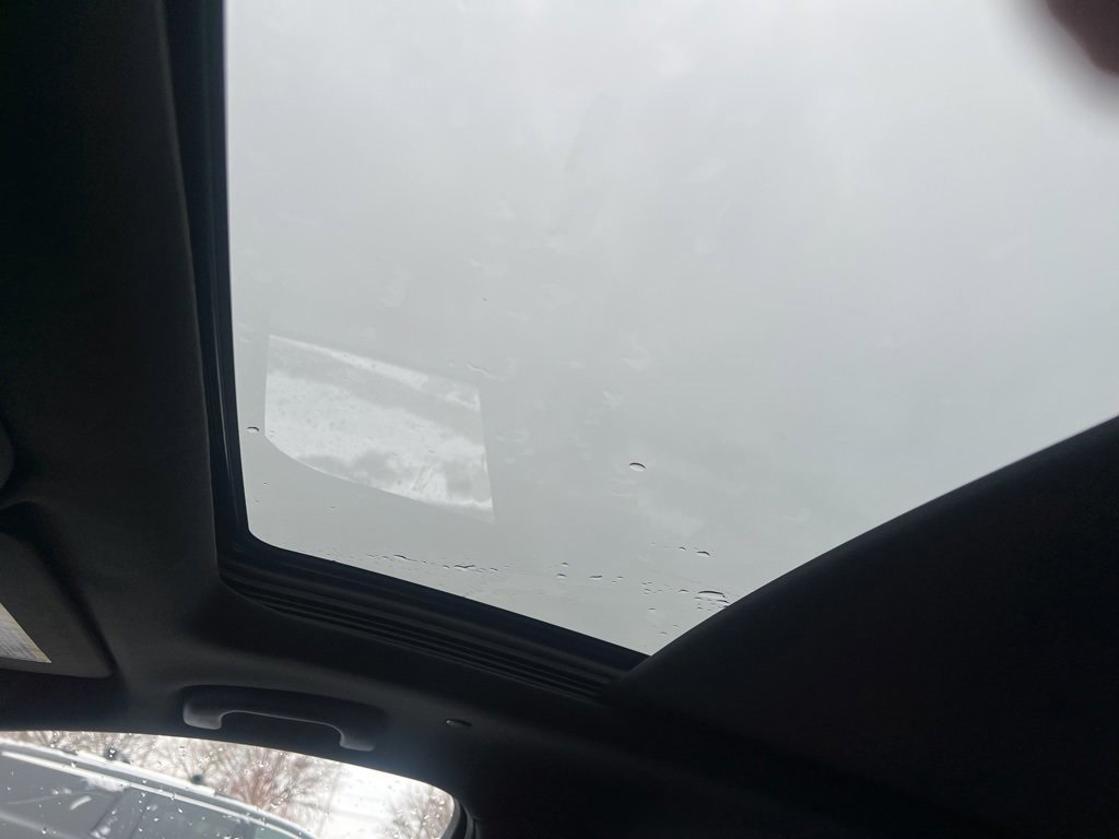 2025 CADILLAC XT5 - Image 14