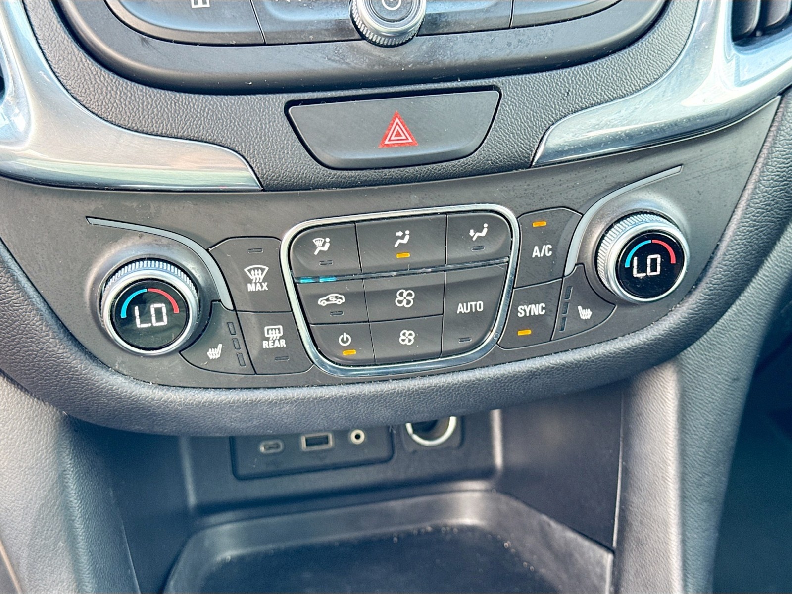 2019 Chevrolet Equinox LT photo 15