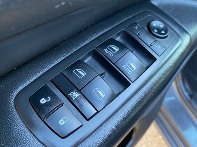 2019 Jeep Grand Cherokee Altitude photo 15