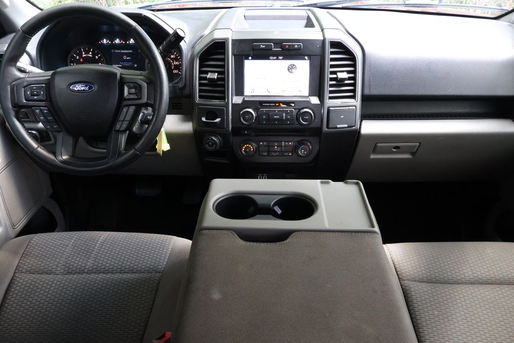 2018 Ford F-150 XLT photo 13