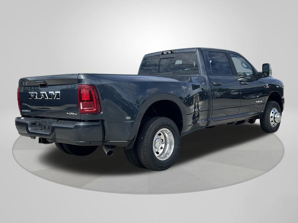 2025 Ram 3500 Laramie photo 6