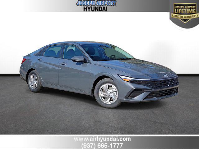 2026 Hyundai Elantra SE's photo