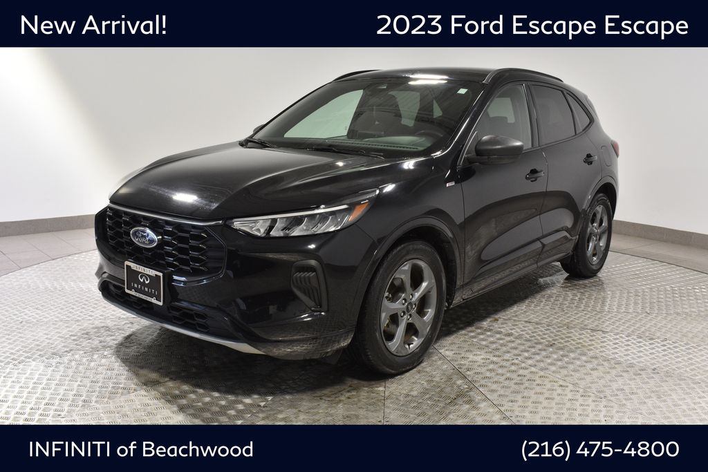 2023 Ford Escape ST-Line's photo
