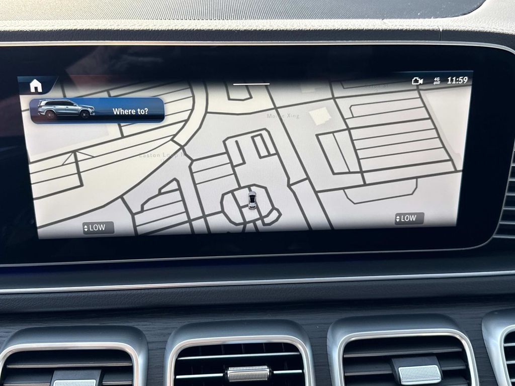 2026 Mercedes Benz GLS 450 4MATIC photo 22