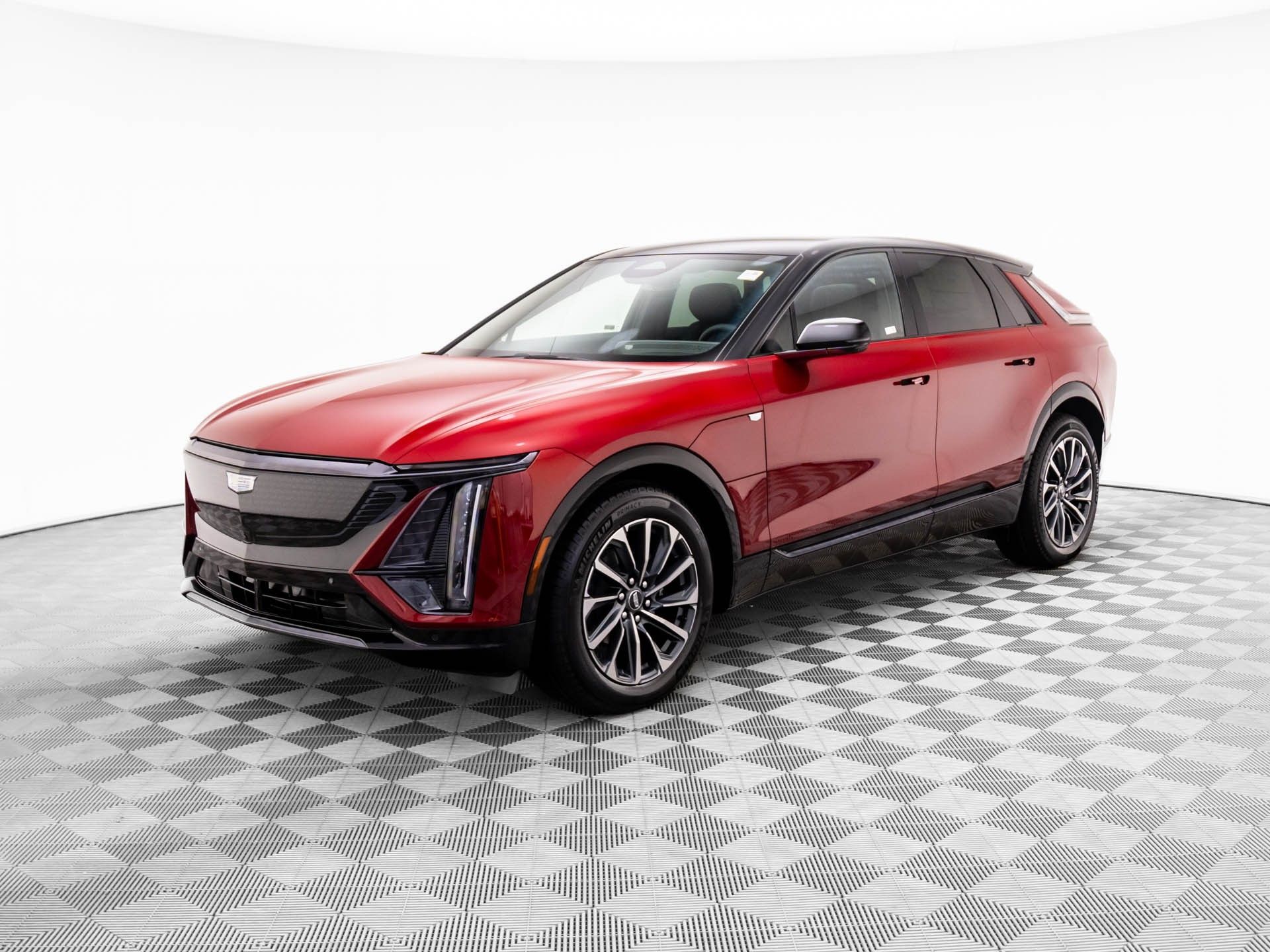 2026 Cadillac Lyriq Sport photo 3