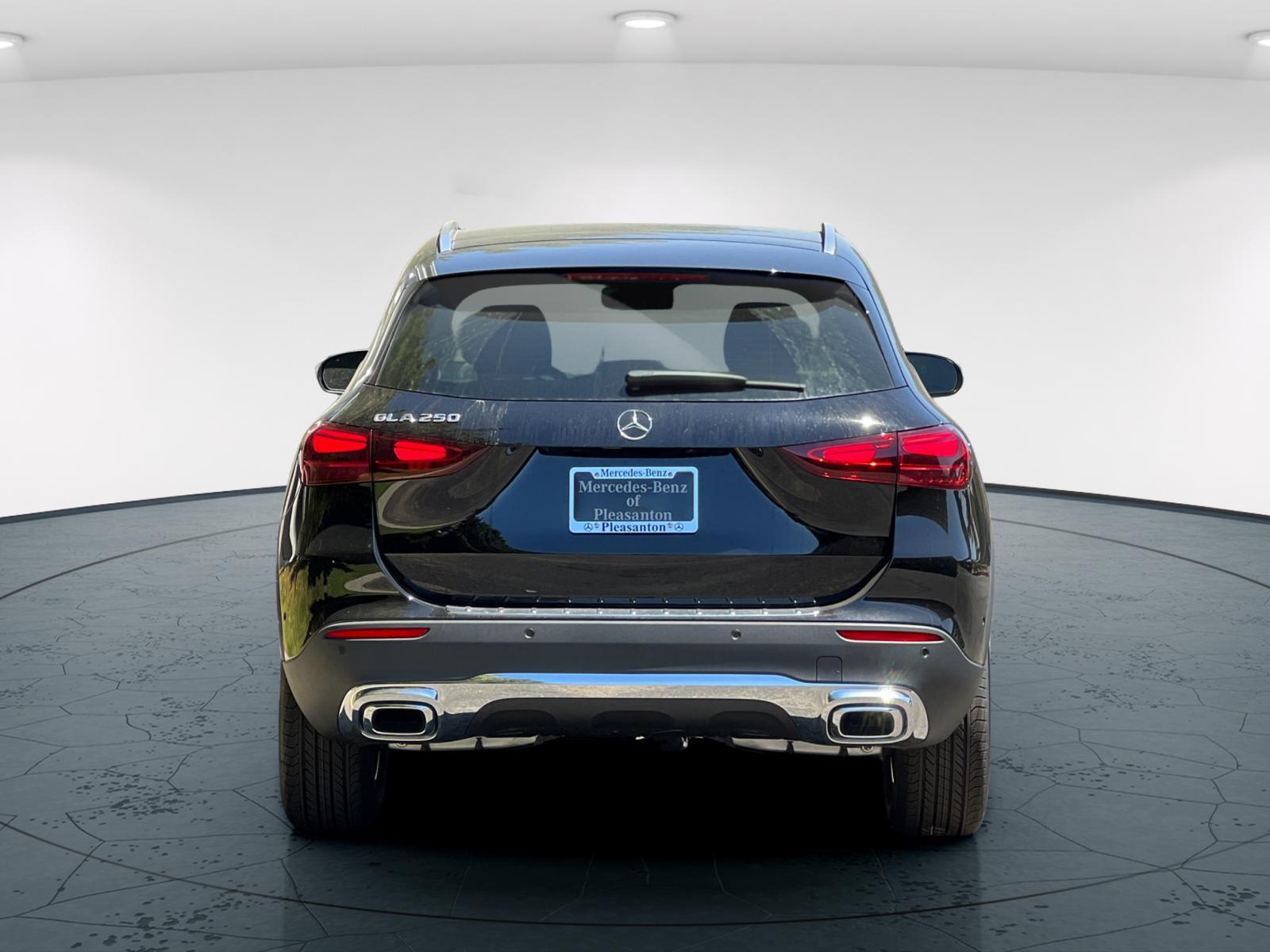 2026 Mercedes Benz GLA 250 photo 4
